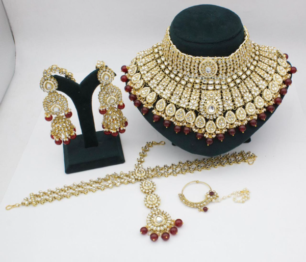 Rajwadi Choker Bridal Set